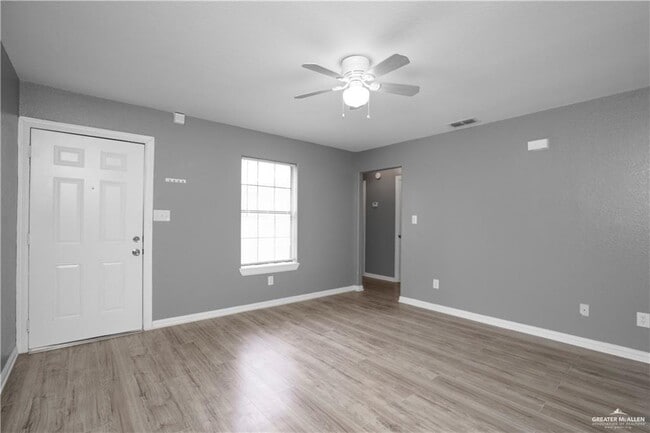 Photo - 15 Angus St Unit 3