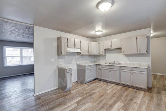 Photo - 8328 E 41st Pl