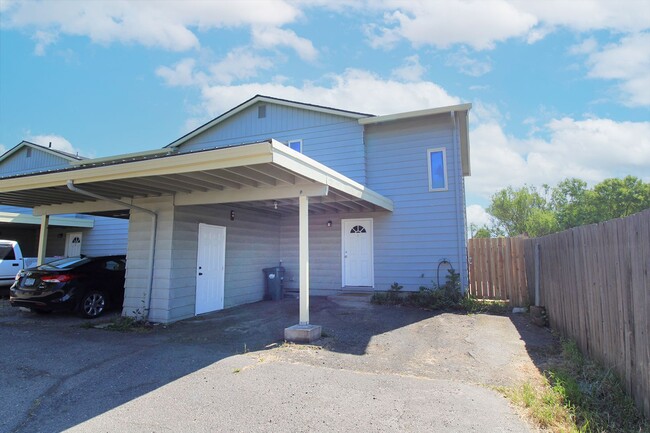 1120 SE Baseline St Unidad 4