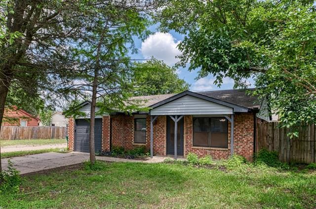 Photo - 447 Vincent St