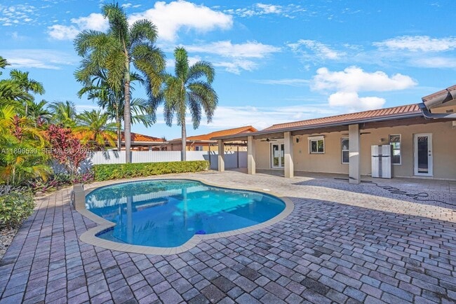 Photo - 14020 SW 38th St