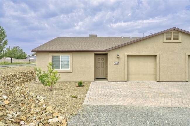 3850 E Teri Ct