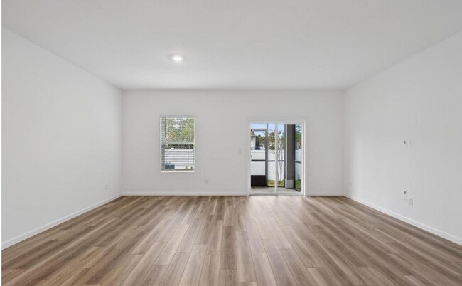 Photo - 6916 Golden Monarch Ave