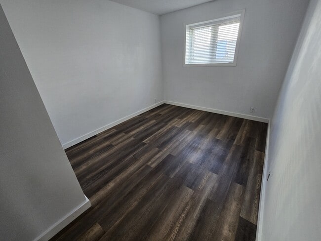 Photo - 8511-878A 78a St