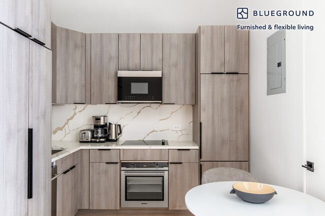 Photo - 230 W 72nd St Unit FL3-ID1300