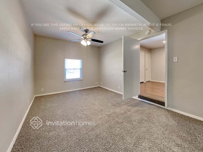 Photo - 807 Woodleigh Dr