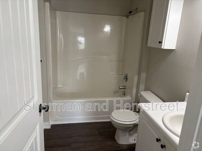 Building Photo - 3501 London Ct SW Unit 3501-202 Rental
