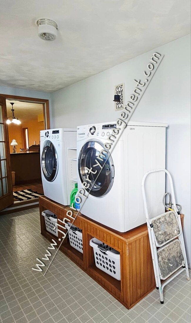 Photo - 13502 N Damascus Rd