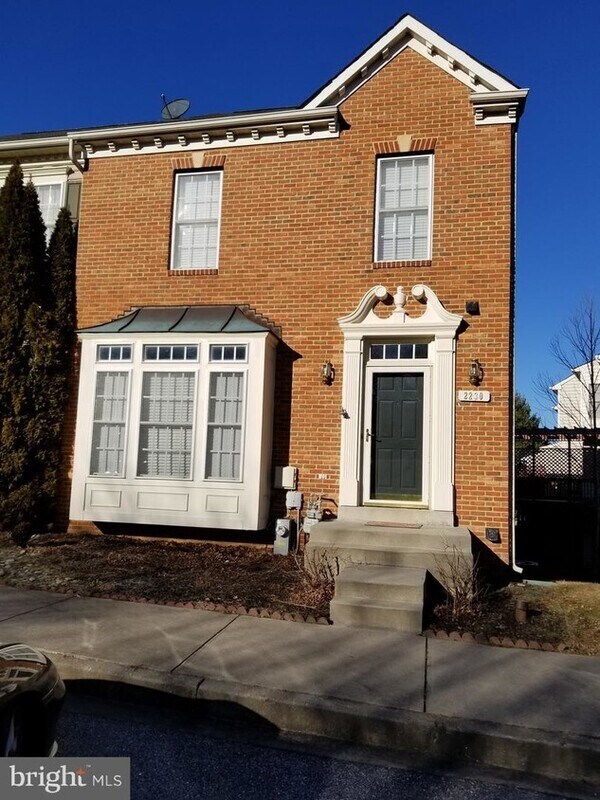 Photo - 2230 Sussex Way House