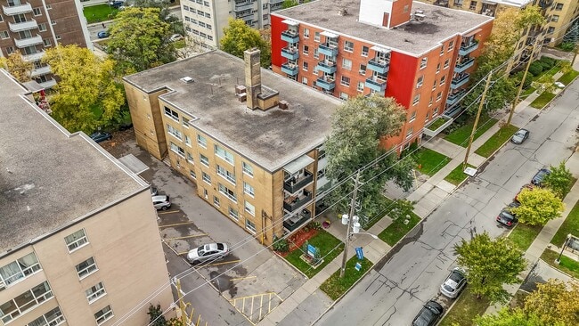 Building Photo - 69 Gamble Av