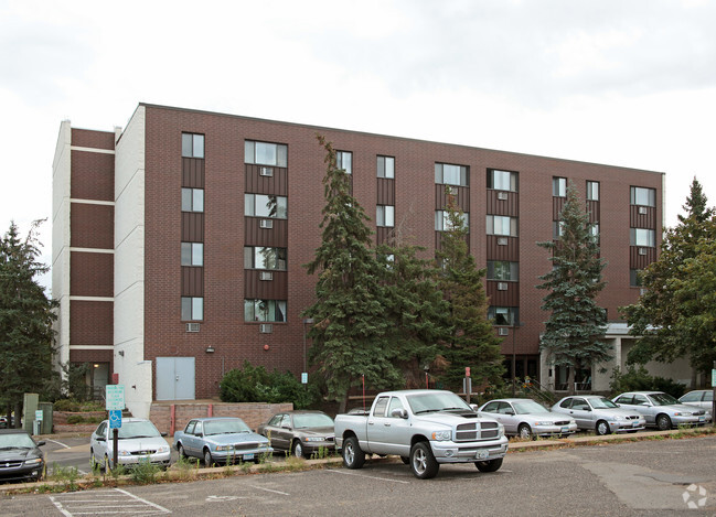 Rosemount Plaza Apartments - Rosemount Plaza Apartments