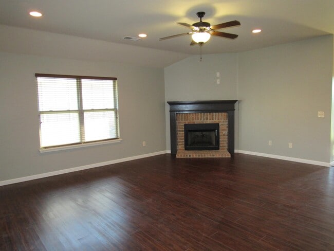 Photo - 17516 Black Hawk Dr