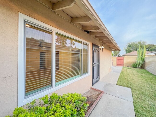 Photo - 2703 N Dell St Unidad 2703