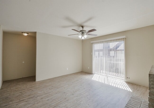 Photo - 12905 Woodforest Blvd Unit 704
