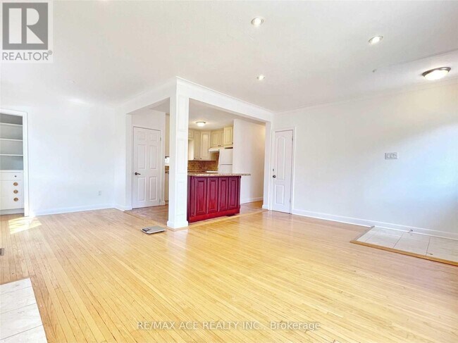 Photo - 246 Horsham Ave