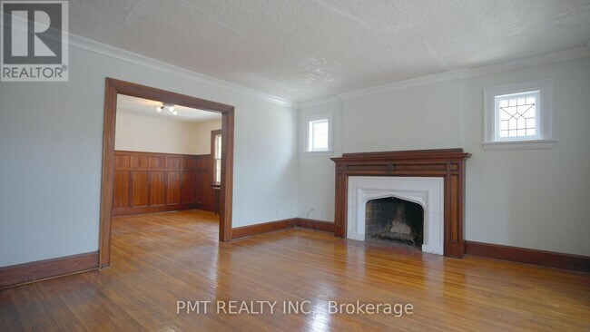 Photo - 1082 Avenue Rd Unité 2FL