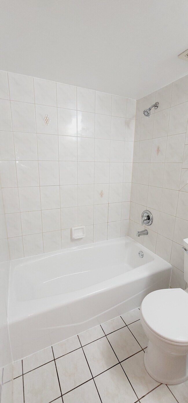 Photo - 9517-9521 Minnick Ave