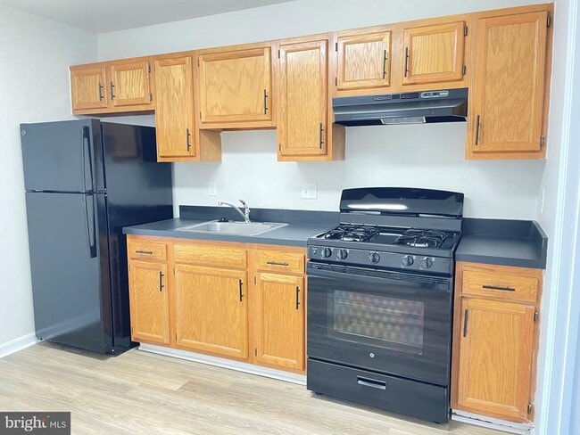 Photo - 1619 St Paul St