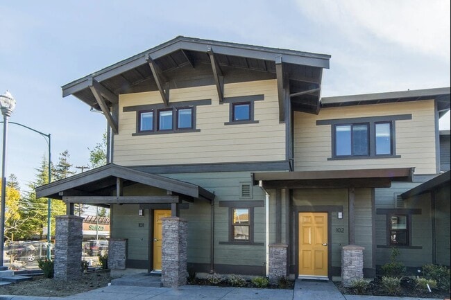 Geary Road Townhomes