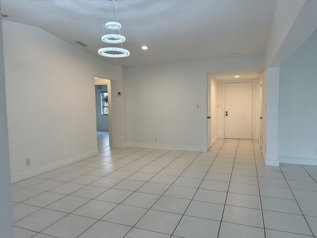 Photo - 15729 Bottlebrush Cir