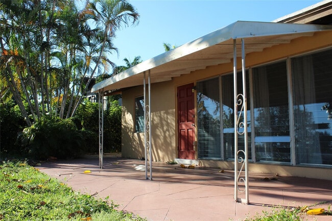 Photo - 1520 SW 5th St