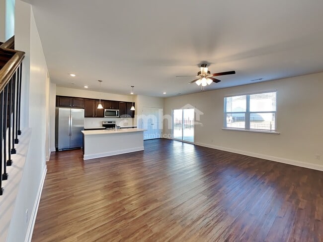 Photo - 5216 Valor Dr