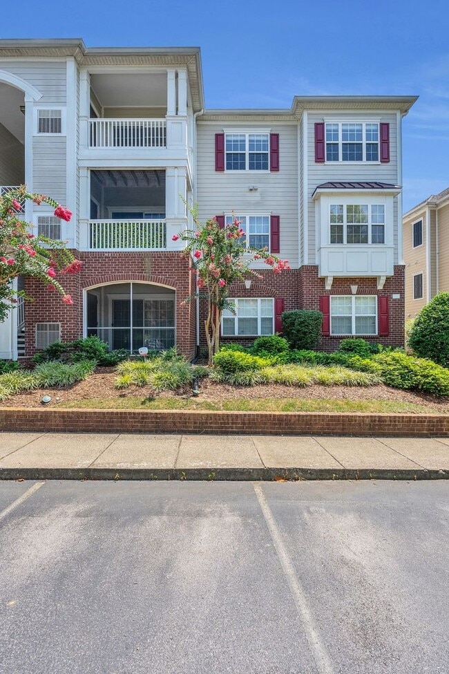 Photo - Stylish Condo with Balcony Views in South Nashville