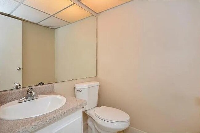 Photo - 78 Monaco Blvd Unidad B