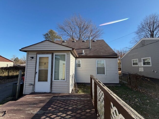 Photo - 2 Bedroom 1 Bath House For Lease