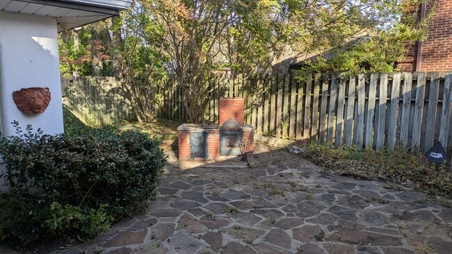 Photo - 1816 W Main St