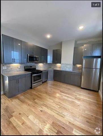 Building Photo - 155 Chestnut Ave Unit 2 Rental