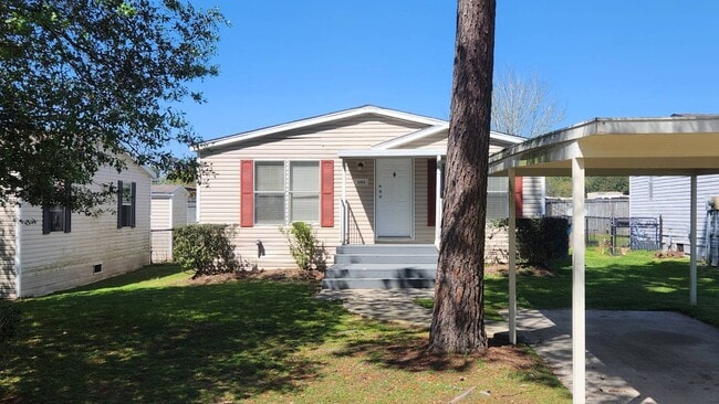 Building Photo - 18906 Mesa Oaks Dr