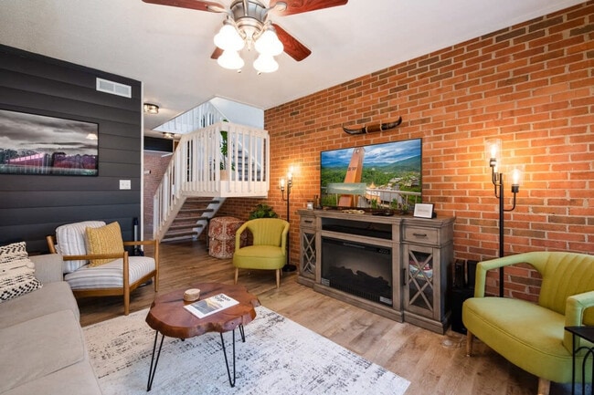 Photo - 2806 Suncrest Rd Unidad SI ID1023106P