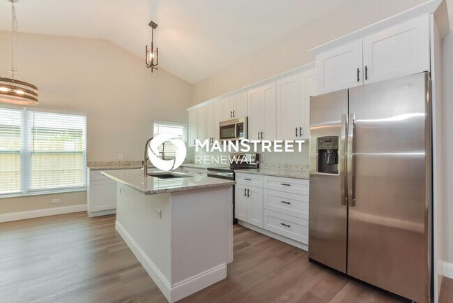 Photo - 5 Bedroom Pet-Friendly Home in SANFORD, FL...