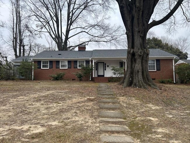 Photo - 2112 Villa Dr