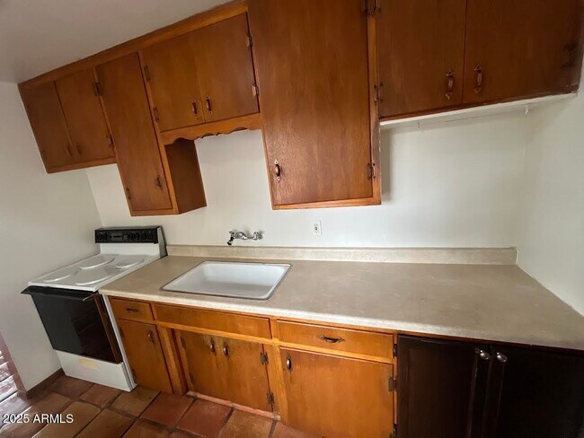 Photo - 7153 N 57th Dr Unit Apt 1