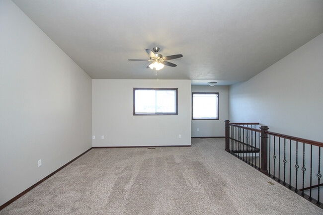 Photo - 110 Tanner Ct Unit 3