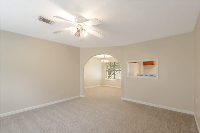 Photo - 636 Avenue H