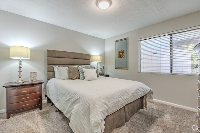 2BR, 2BA - 1230SF