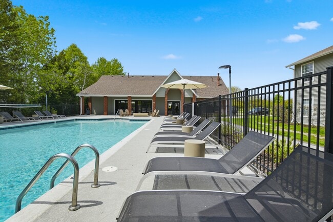 Photo - Deer Valley Apartments
