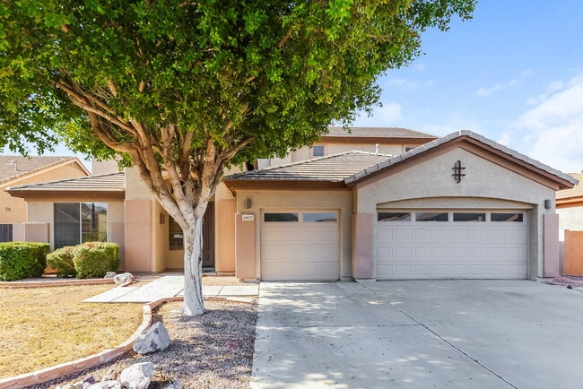 Building Photo - 6877 W Briles Rd Rental