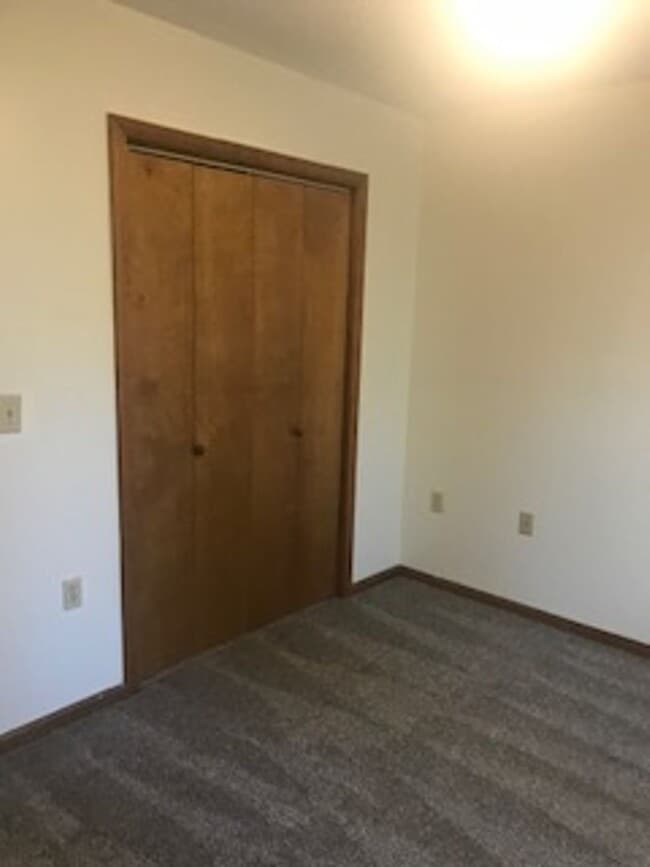 Photo - 1112 Park St