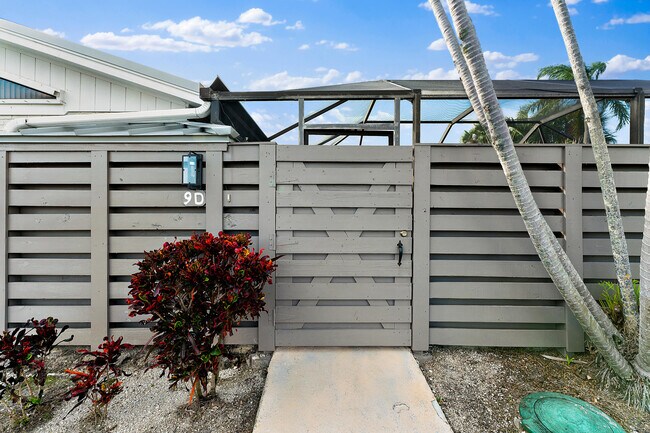 Photo - 1801 S US Hwy 1 Unidad 9d