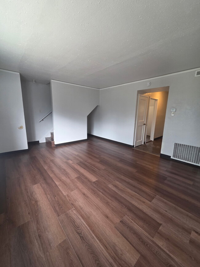 Photo - 529 NW 15th Dr