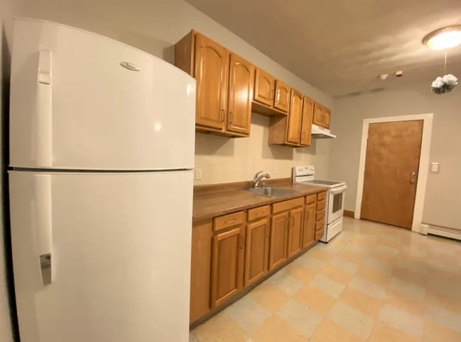 Building Photo - 19 Portsmouth St Unit 1 Rental