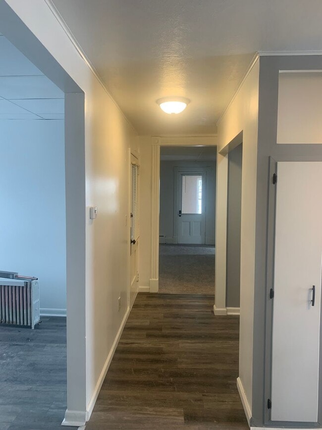 Photo - 228 Locust Ave Unit 228 Locust Ave Amsterdam NY 12010 - 2