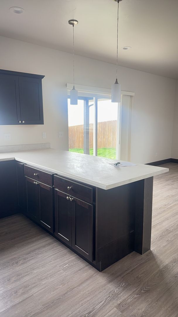 Photo - 3 Bed 2.5 Bath with double attached garage in Belgrade