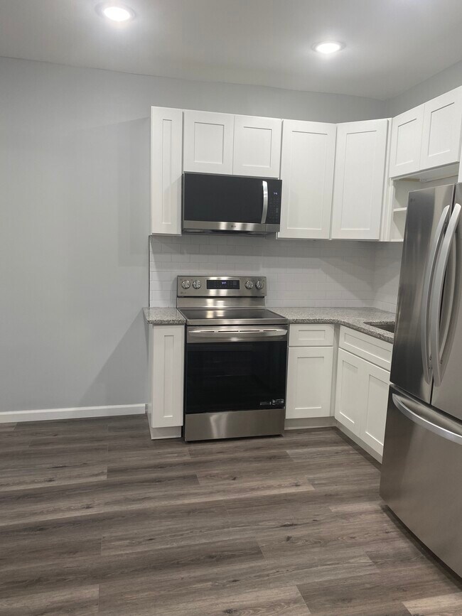 Photo - 6443 N Broad St