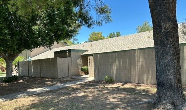 Building Photo - 17838 N 45th Ave Rental