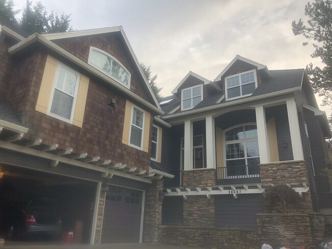 Building Photo - 14267 Uplands Dr Rental